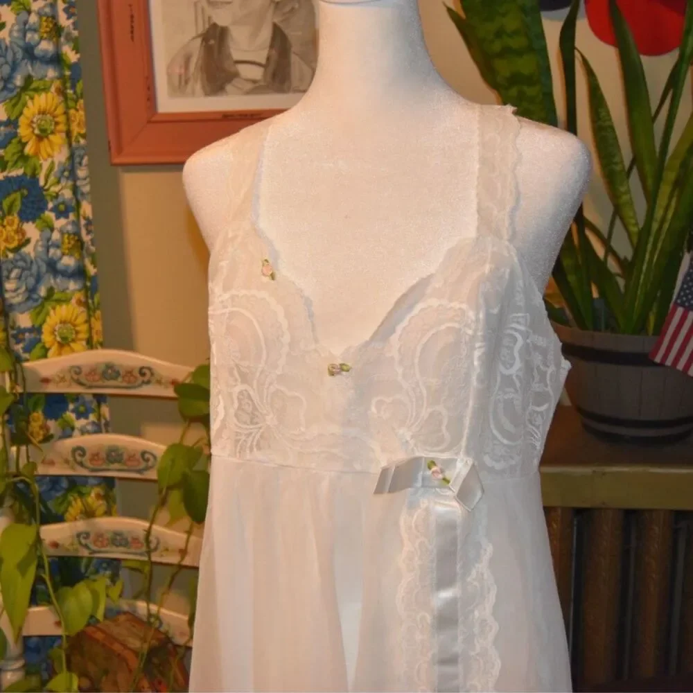 Vintage 1950s 1960s Shadowline Nylon Chiffon Overlay Ribbons & Lace White Medium